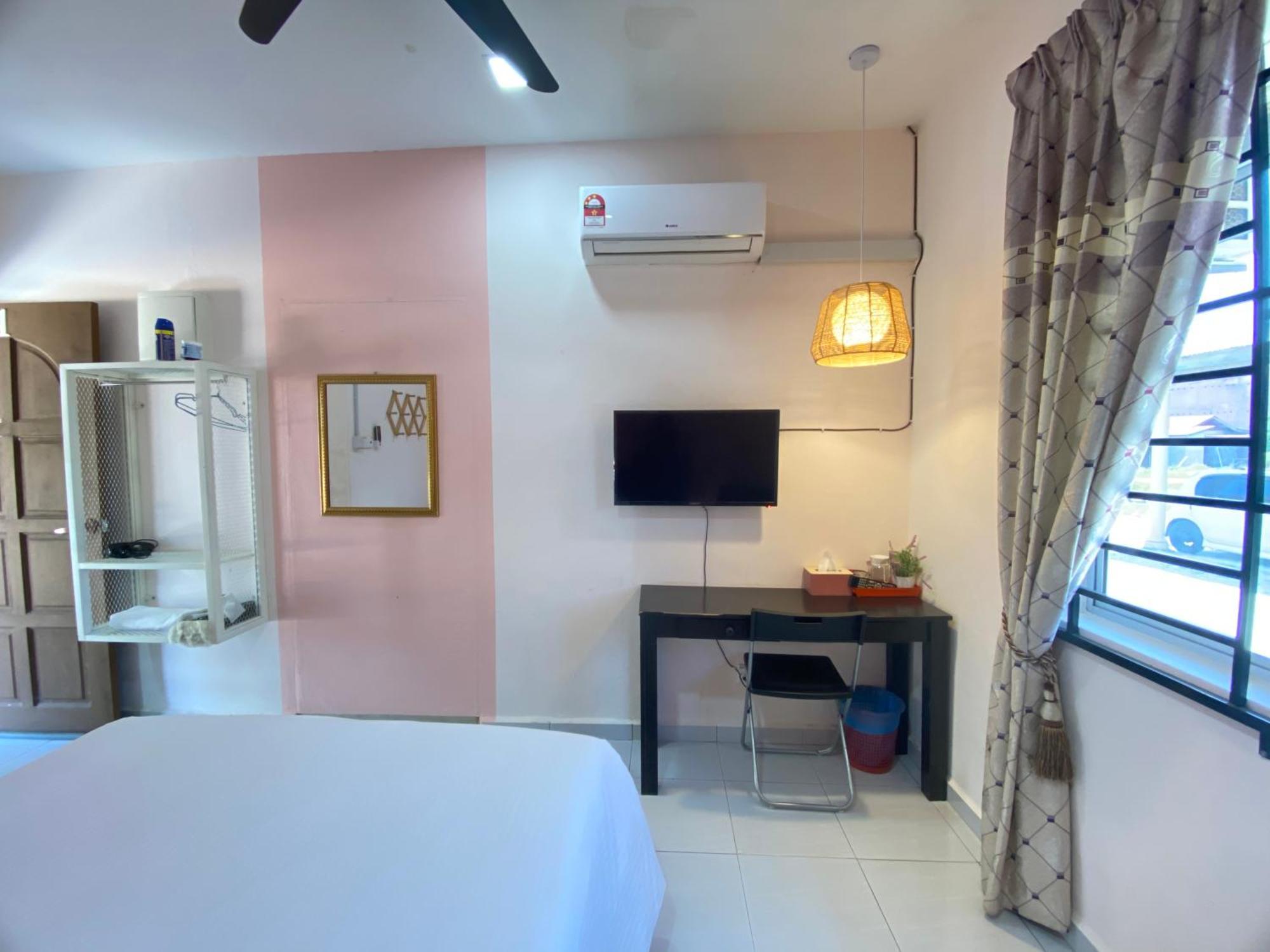 Besut Guesthouse كامبونغ كوالا بيسوت المظهر الخارجي الصورة
