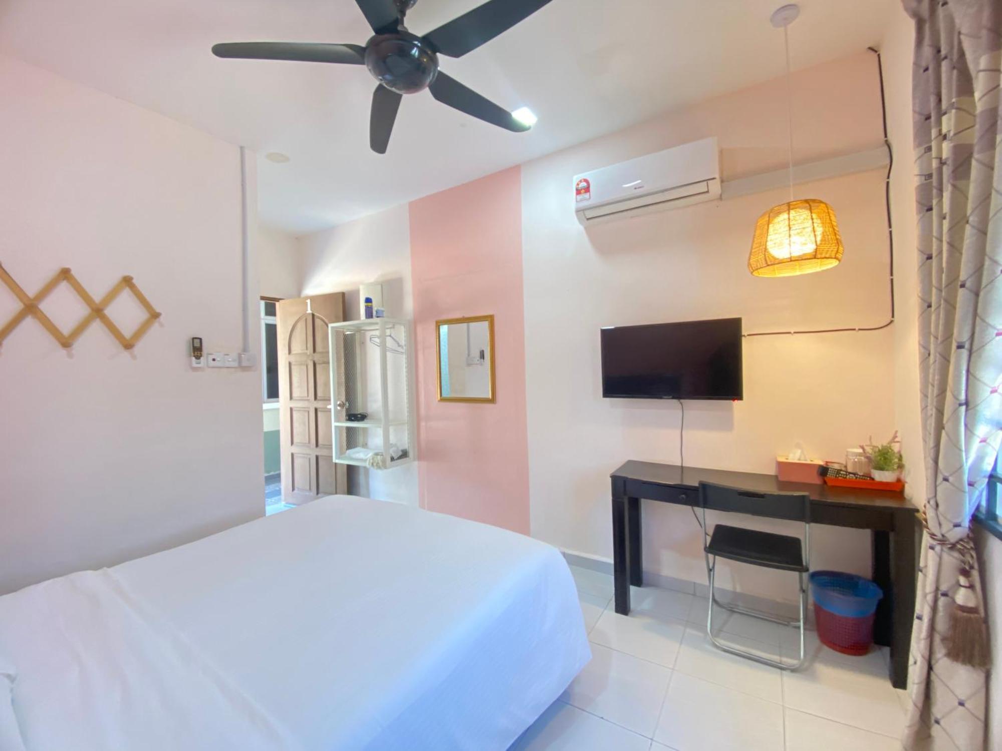 Besut Guesthouse كامبونغ كوالا بيسوت المظهر الخارجي الصورة
